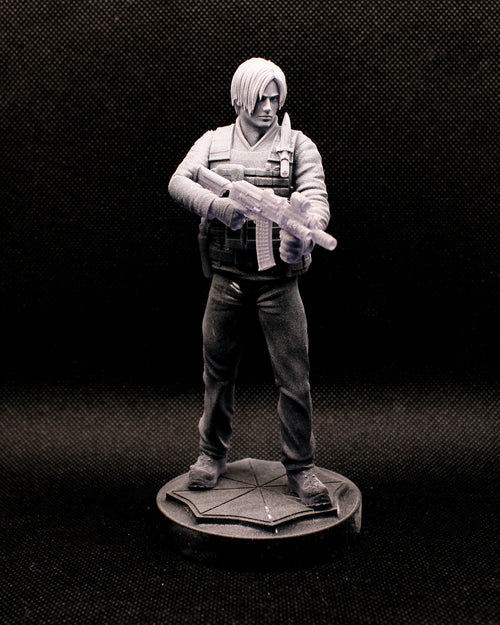 Leon S. Kennedy — resident-evil — Statue by H3llcreator