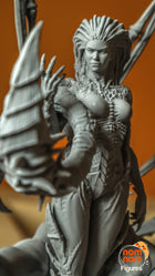 Queen of Blades — Starcraft — Statue by NomNom